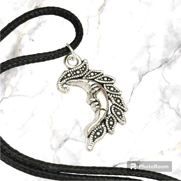 5 For $25💫Alternative Silver Crescent Moon Pendant - Picture 4 of 5